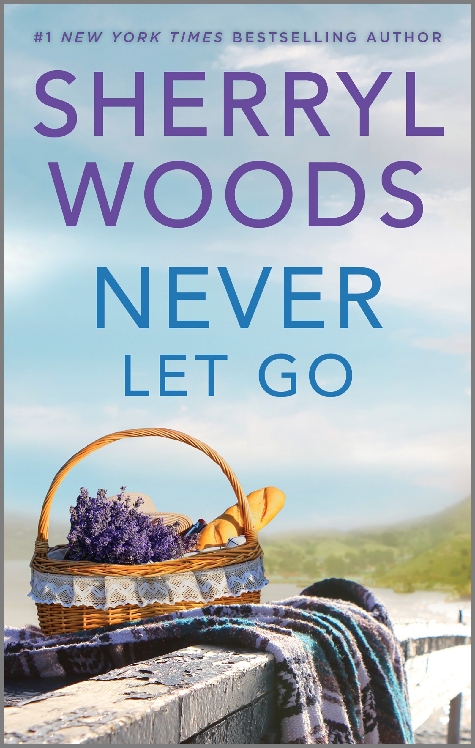 Image de couverture de Never Let Go [electronic resource] : A Heartfelt Doctor Romance