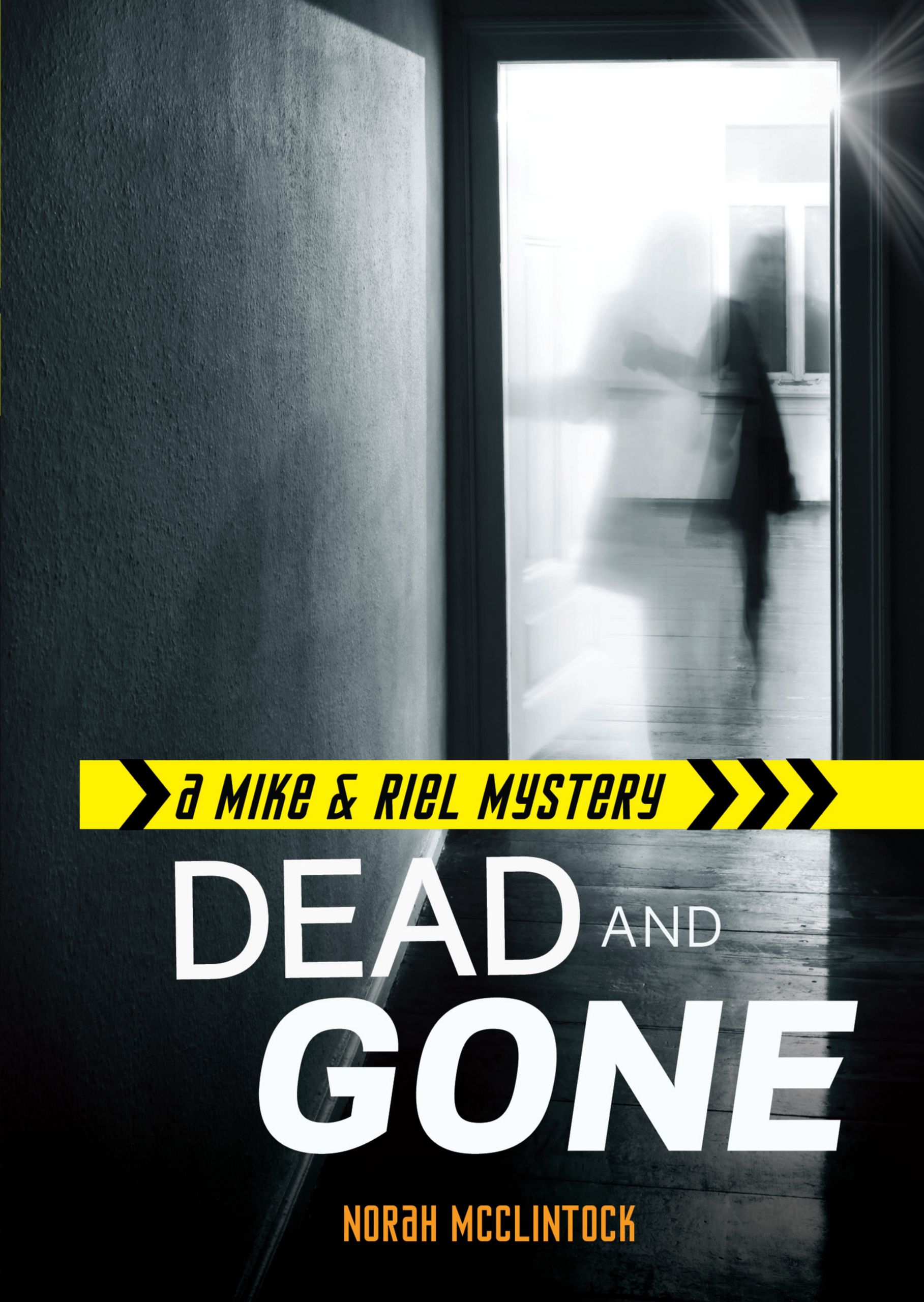Cover image for #3 Dead and Gone [electronic resource] :