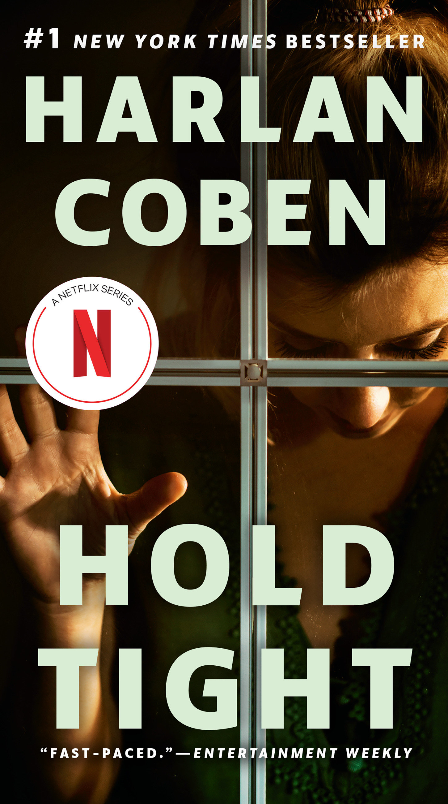 Cover image for Hold Tight [electronic resource] : A Suspense Thriller