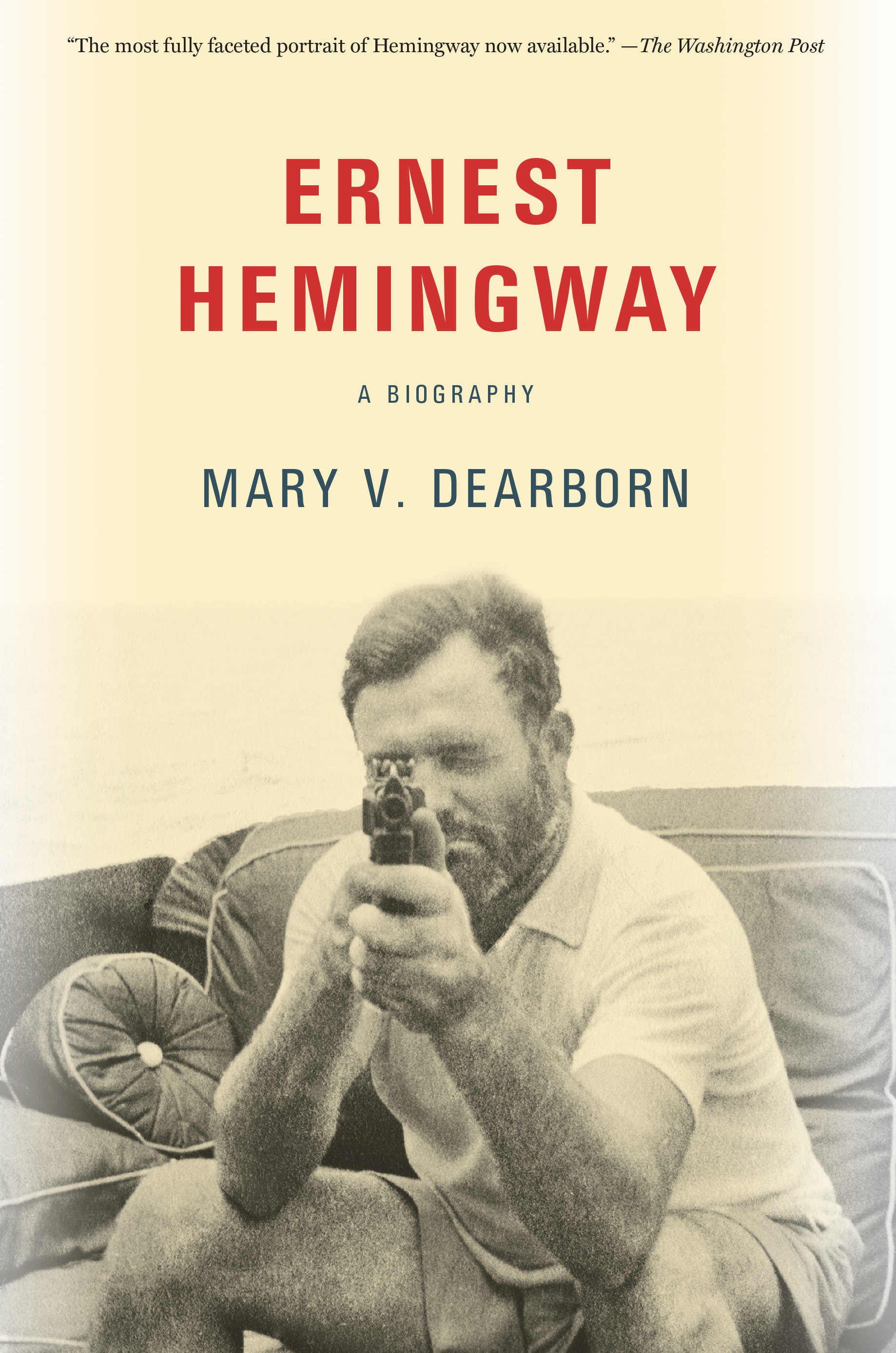Cover image for Ernest Hemingway [electronic resource] : A Biography