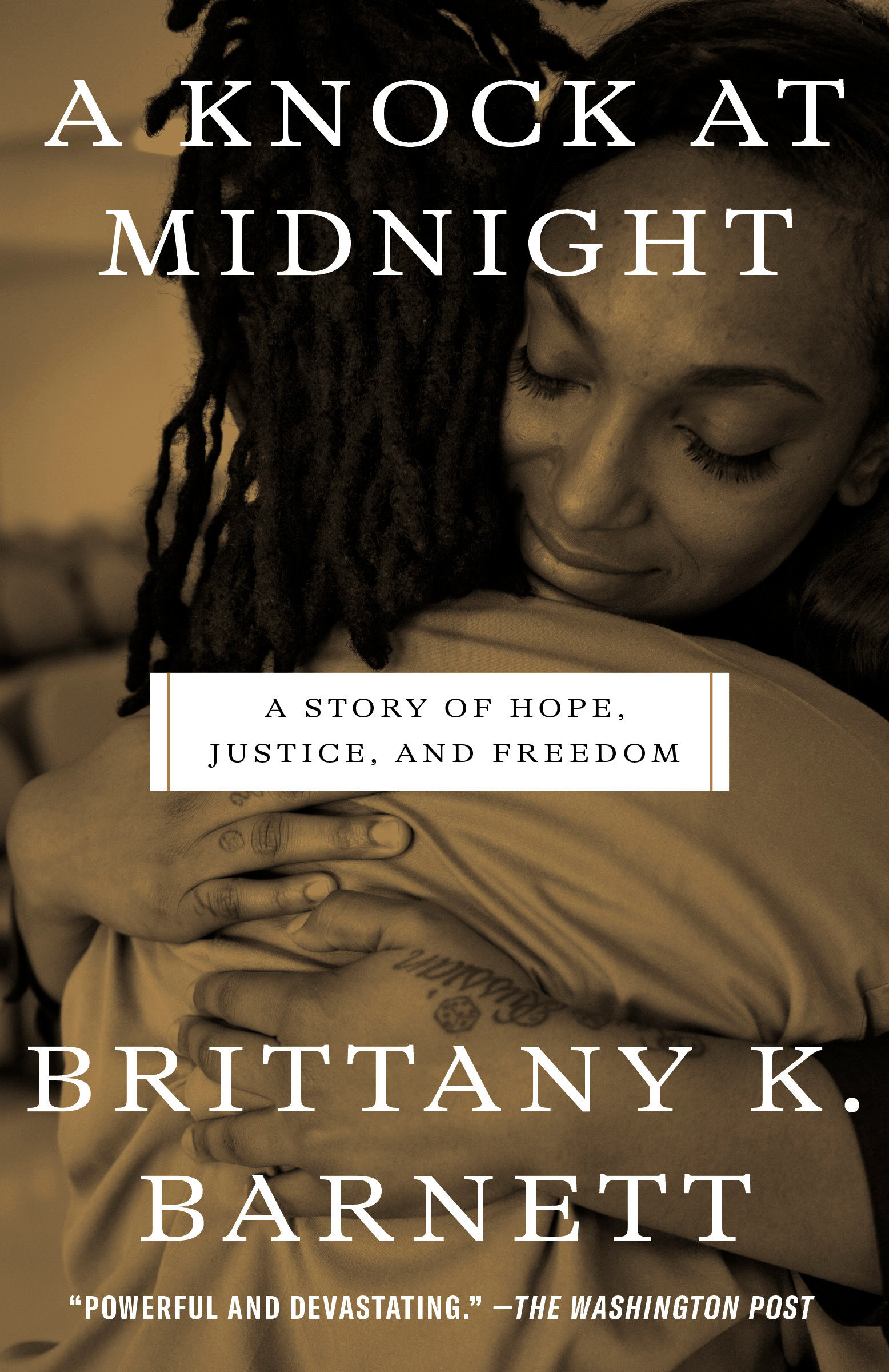 Imagen de portada para A Knock at Midnight [electronic resource] : A Story of Hope, Justice, and Freedom
